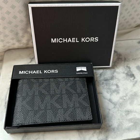 NWT Michael Kors Jet Set Men’s Billfold Bifold Wallet - Picture 1 of 6